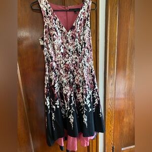 White House black market hi low knee length sleeveless dress size 8